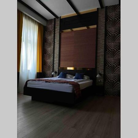Safari Royal Apartment Oradea Dış mekan fotoğraf